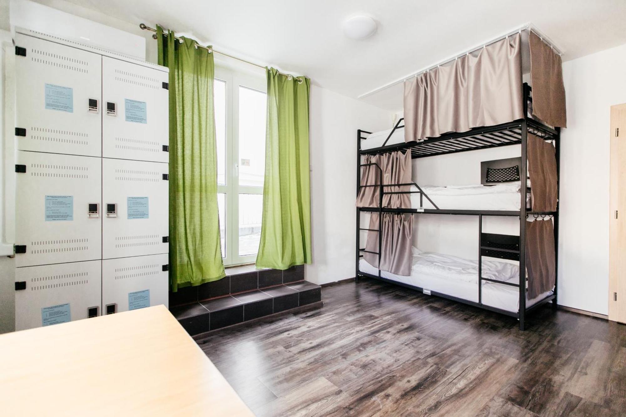 Hostal Mandarinka *